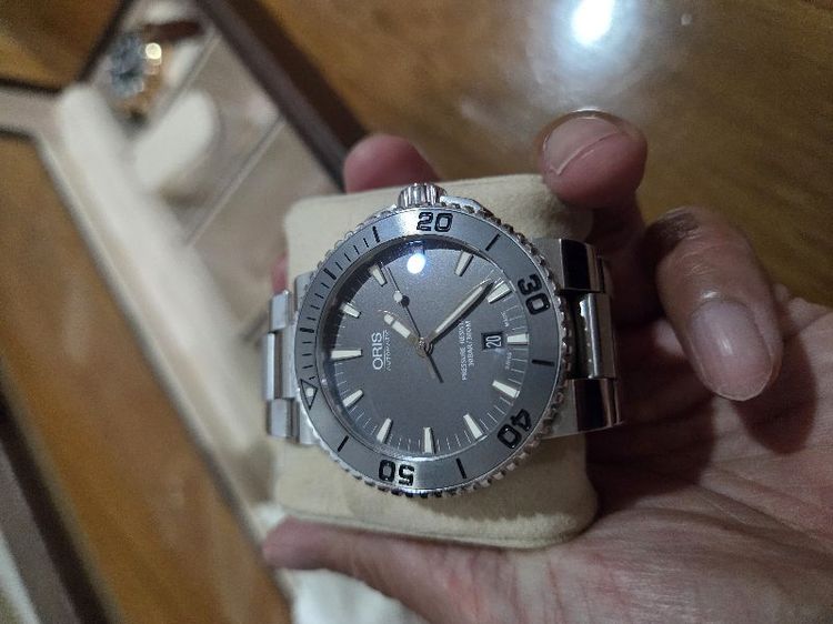 ขายOris Aquis Date (หน้าปัดสีเทา / ขอบเซรามิกสีเทาแมตต์) รหัสอ้างอิง 01 733 7653 4153-07 8 26 01PEB ขนาดตัวเรือน 43 มม. รูปที่ 3