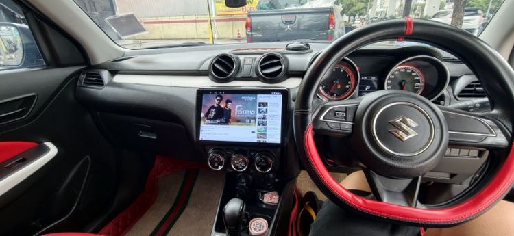 รถ Suzuki Swift 1.2 GA สี ดำ