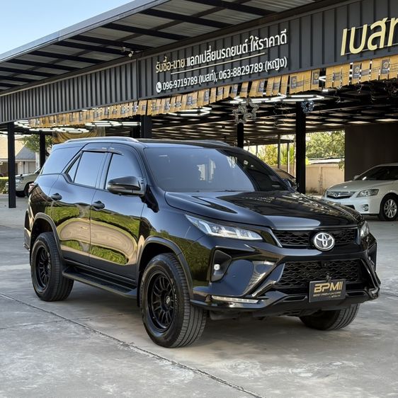 Toyota Fortuner 2021 2.4 Legender Utility-car ดีเซล ไม่ติดแก๊ส เกียร์อัตโนมัติ ดำ