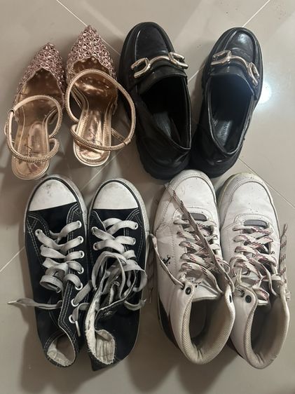 รองเท้ามือสอง