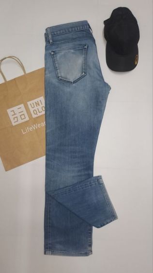 กางเกงยีนส์วินเทจขากระบอกสีฟอก แบรนด์ Uniqlo UJ‼️ รูปที่ 2