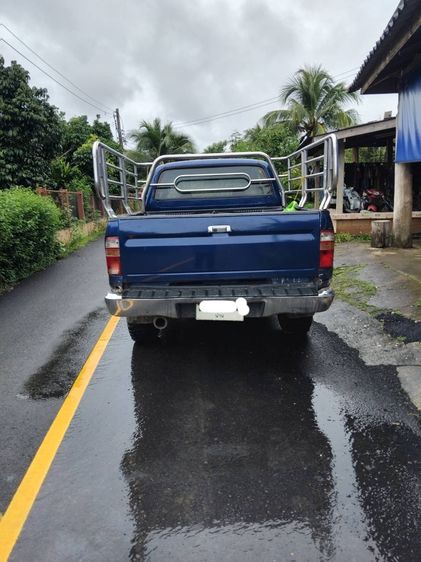 Toyota Hilux Tiger 2001 3.0 G 4WD Pickup ดีเซล ไม่ติดแก๊ส เกียร์ธรรมดา น้ำเงิน รูปที่ 2