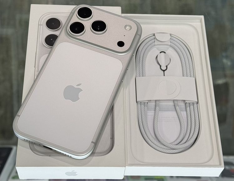 512 GB iphone 17 pro 512GB สภาพสวยมาก