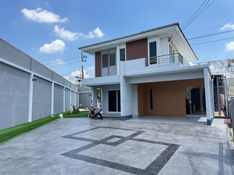Land and Houses ตกแต่งครบ 2013 บ้านเดี่ยวทำเลพุทธมณฑล พฤกษ์ลดา ปิ่นเกล้า-สาย5