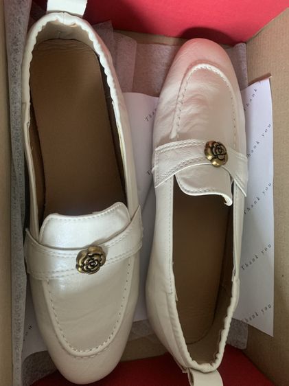 มือ1 ขายรองเท้าบัลเลย์ 550 บาท