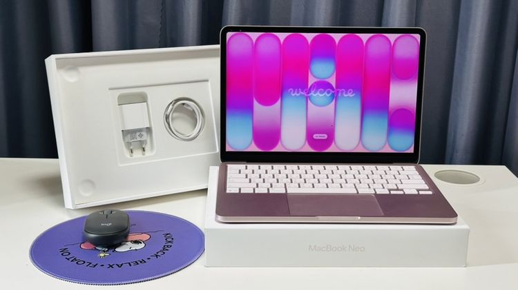 Apple อื่นๆ แมค โอเอส 8 กิกะไบต์ อื่นๆ ใช่ MacBook Neo 256 GB อายุ1เดือน