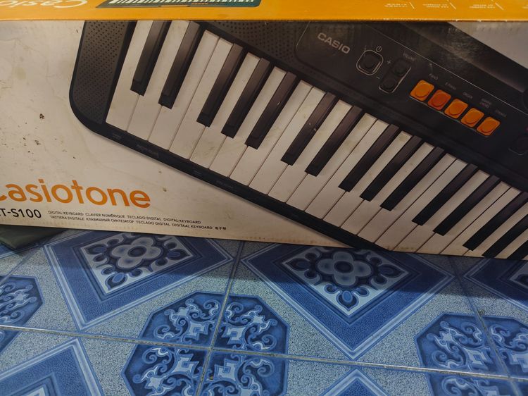 Casio CT-S100 Digital Keyboard