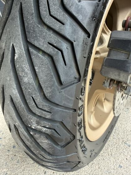 YAMAHA N-max รูปที่ 8