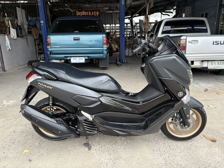 YAMAHA N-max รูปที่ 2
