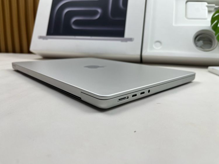 MacBook Pro 14-inch M4 2024  Ram16GB SSD512GB Silver CPU 10-core,GPU 10-core  Apple care 6aug2027 รูปที่ 9