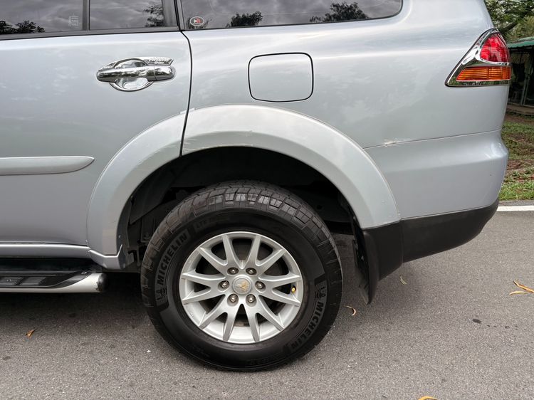 Mitsubishi Pajero Sport 2012 2.5 GT Utility-car ดีเซล ไม่ติดแก๊ส เกียร์อัตโนมัติ บรอนซ์เงิน รูปที่ 4