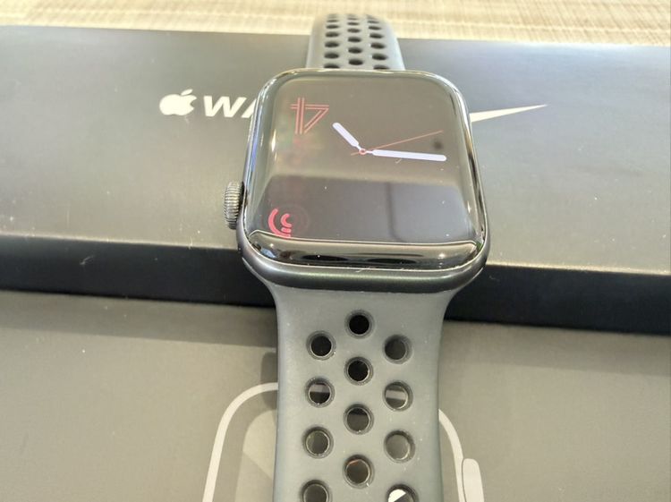 Apple Watch Series SE 1 ขนาด 44mmครบกล่อง รูปที่ 3