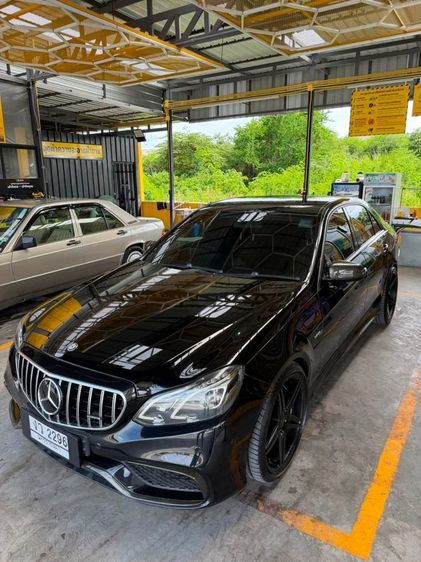 รถ Mercedes-Benz E-Class E200 CGI สี ดำ