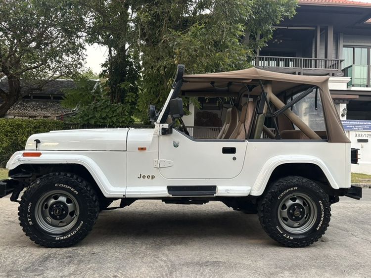 Jeep Wrangler 1967 4.0 Sahara 4WD เบนซิน เกียร์ธรรมดา ขาว รูปที่ 4