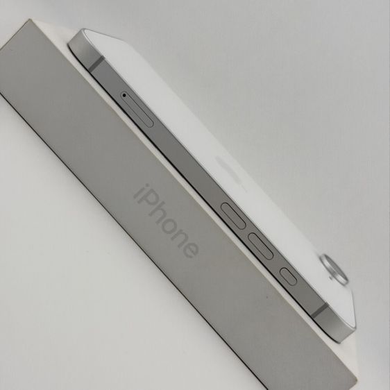 iPhone 16e 128gb ประกันศูนย์ สุขภาพแบต100 รูปที่ 4