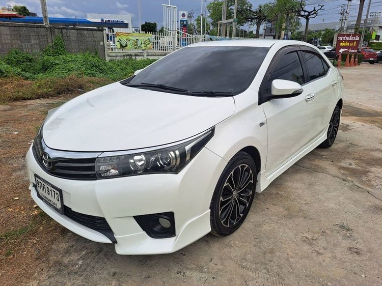 รถ Toyota Altis 1.8 S สี ขาว