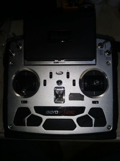 รีโมทบังคับโดรน รถ เรือ เครื่องบิน rc devo f12e 12 แชนแนล พร้อมรีซีฟ 8 แชนแนล และกล้องส่งสัญญานภาพมาขึ้นจอที่รีโมท พร้อมร