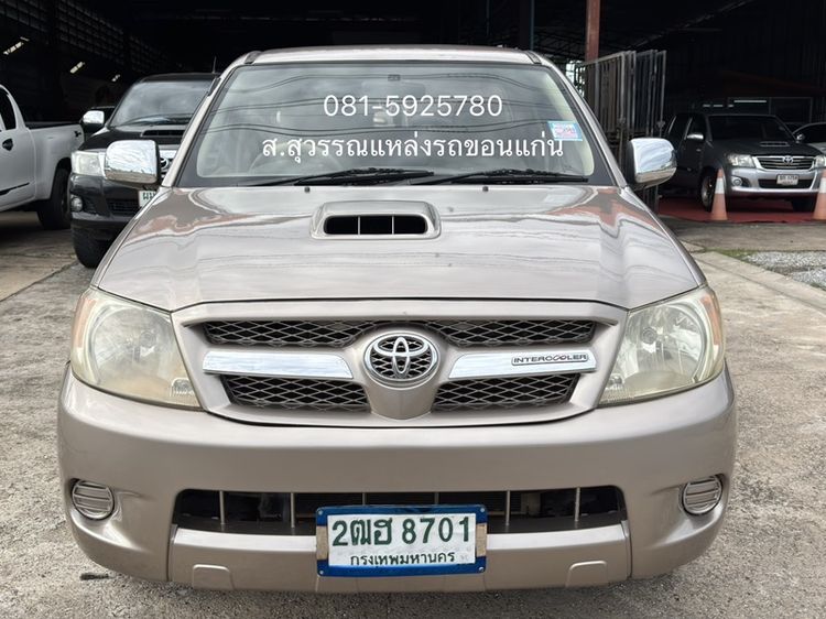 รถ Toyota Hilux Vigo 2.5 E สี น้ำตาล