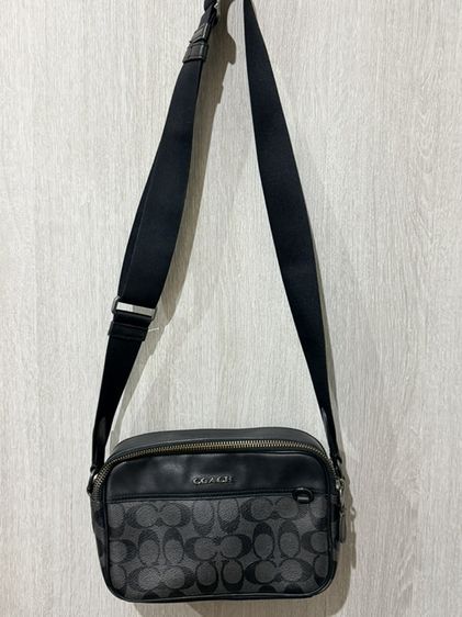 กระเป๋าสะพายข้าง Coach