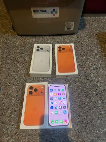 ขายไอโฟน17Proสีใหม่Cosmic Orange 256กิ๊กยกกล่องประกันเหลือใช้งานดีสูนTrueสวยๆถูกๆ