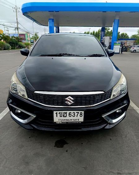 รถ Suzuki Ciaz 1.2 GL สี ดำ