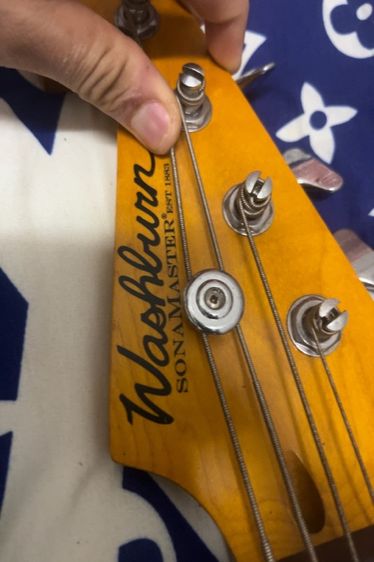 ขาย Washburn SonaMaster SB1P Bass 4 สาย สีดำ รูปที่ 3