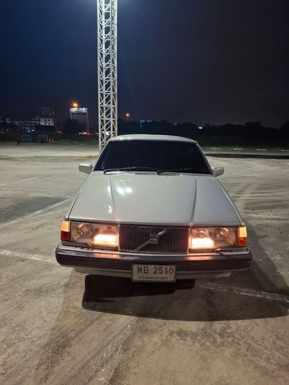 รถ Volvo 940 2.3 สี เทา