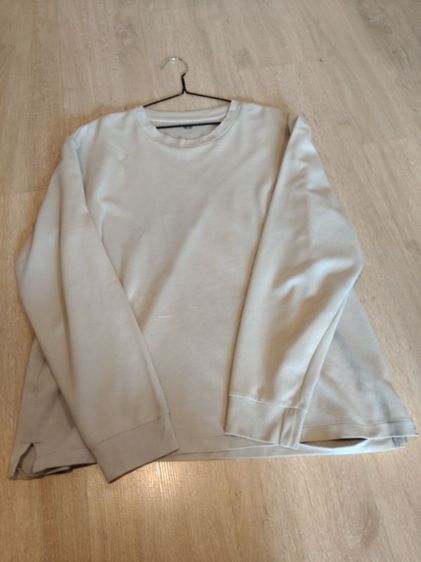 เสื้อแขนยาว Uniqlo Waffle แท้ ไซส์ L สีเบจมินิมอล สภาพกริบ