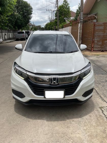 รถ Honda HR-V 1.8 E สี ขาว