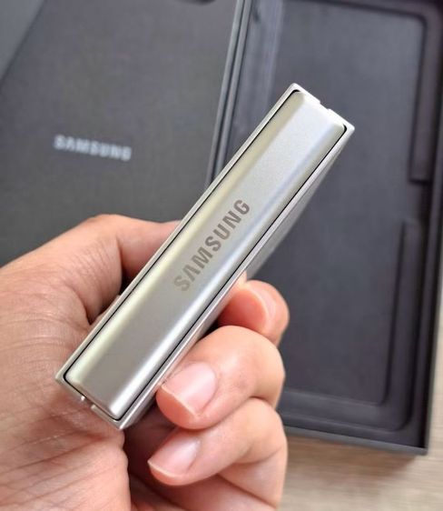 Samsung Galaxy Z Flip 7 FE (งดต่อ) รูปที่ 10