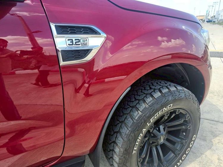 Ford Everest 2017 3.2 Titanium 4WD Utility-car ดีเซล เกียร์อัตโนมัติ แดง รูปที่ 4
