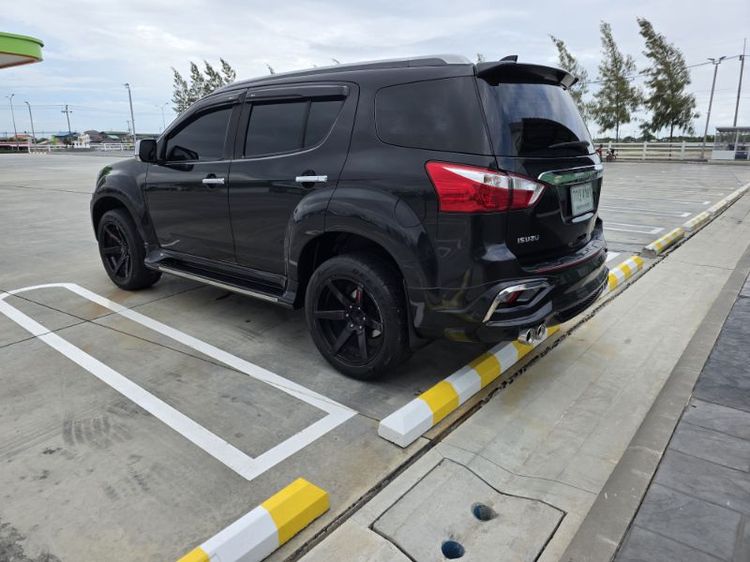 Isuzu MU-X 2018 3.0 Utility-car ดีเซล เกียร์อัตโนมัติ ดำ รูปที่ 4