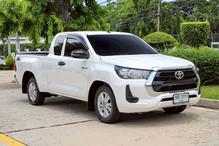 รถ Toyota Hilux Revo 2.4 Entry สี ขาว