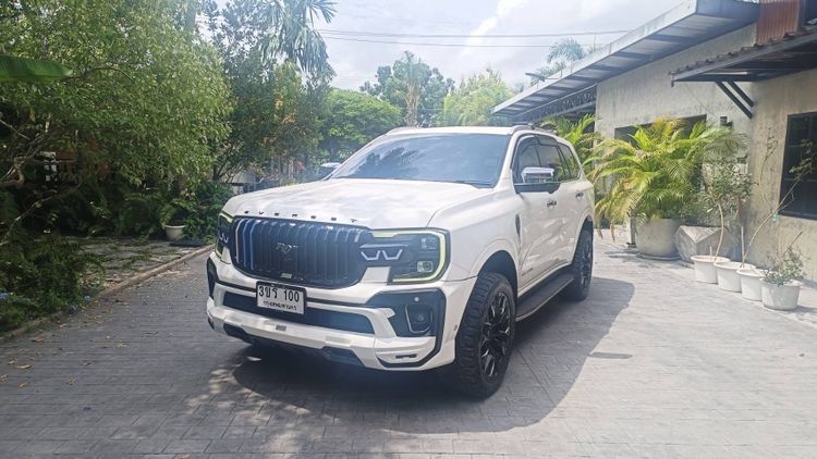 รถ Ford Everest 2.0 Bi-Turbo Titanium+ 4WD สี ขาว