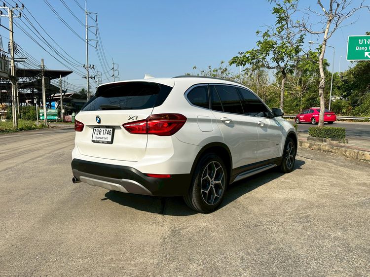 BMW X1 2018 1.5 sDrive18i xLine Utility-car เบนซิน ไม่ติดแก๊ส เกียร์อัตโนมัติ ขาว รูปที่ 4