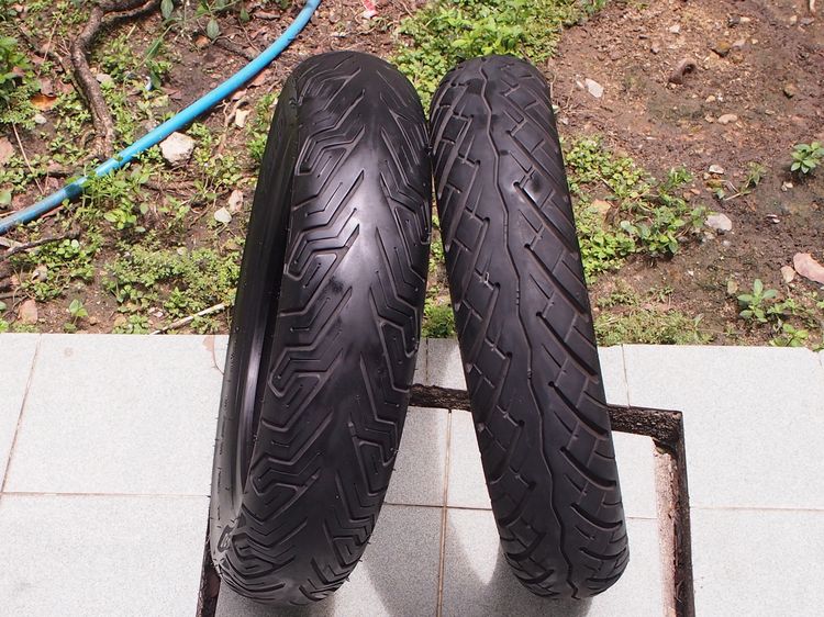 ยาง มอเตอร์ไซด์ Scooter ขอบ 12 รูปที่ 3