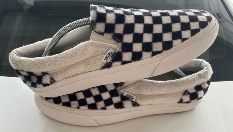 ขายถูก Van Slip-on Classic แบบขนฟู สวยมากๆ size 43/280-285cm ของแท้ 100% รูปที่ 3