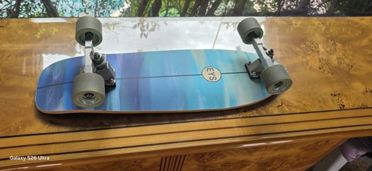 สเก็ตบอร์ด EYS (SkateboardnEYS) สภาพดีมาก ใช้งานได้ดี