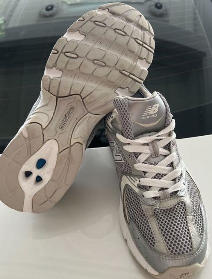 ขายถูก  New Balance MR530RS สีบรอนซ์เงิน สวยๆ size 42.5/270cm ของแท้ 100% รูปที่ 7