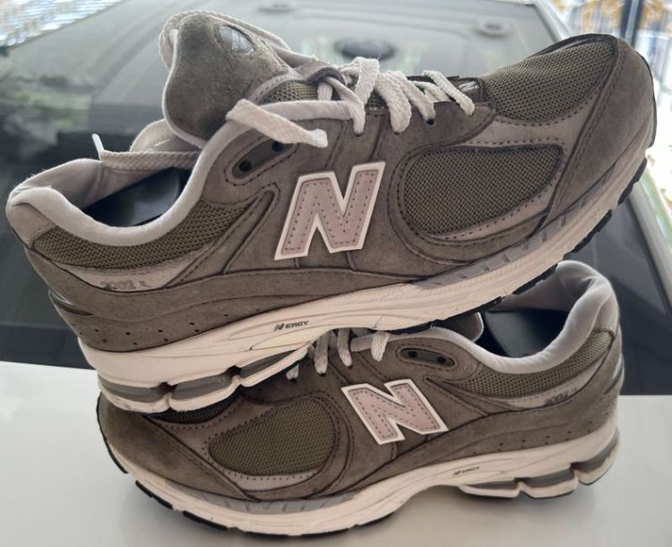 ขายถูก New Balance M2002RFO size 41.5/260cm สีนิยม สภาพสวย ของแท้ 100% รูปที่ 3