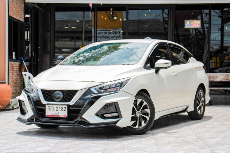 รถ Nissan Almera 1.0 V สี ขาว