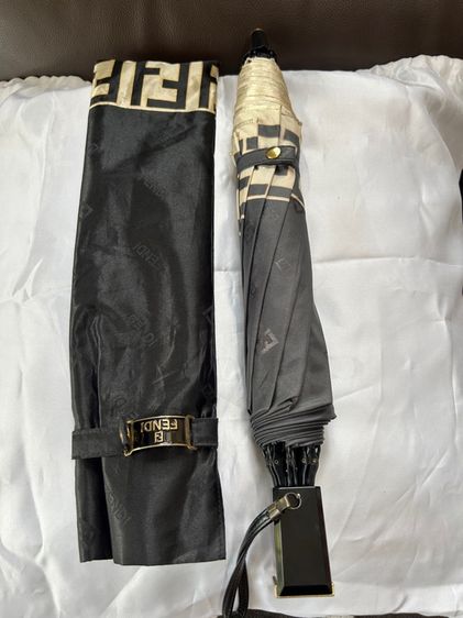 ร่ม Fendi ของแท้ ค่ะ รูปที่ 8