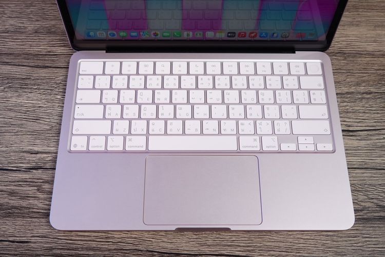 APPLE MacBook Neo (Blush) chip A18 Pro Ram8 SSD512 จอ13นิ้ว Liquid Retina รอบชาร์จเพียง 2 ครั้ง เครื่องสวยอุปกรณ์แท้ครบกล่องประกันศูนย์ รีเซ รูปที่ 5