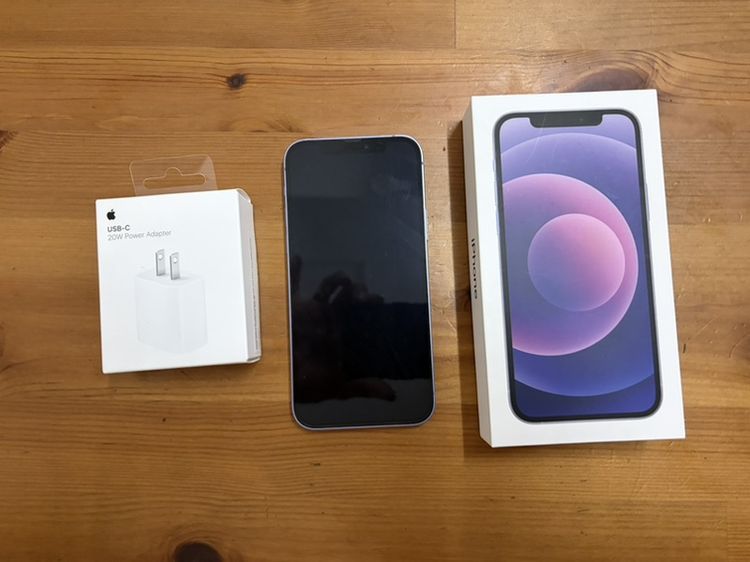 128 GB Iphone12 128gb เจ้าของขายเองแบตแท้ศูนย์ สุขภาพ 99%สภาพเครื่องใช้งานได้ปกติ ไม่มีปัญหาใดๆใส่เคสตลอด ติดฟิล์ม หน้ากระจก-หลัง รอบเครื่องไม่มีรอยกระแทกใดๆ ใช้ถนอมสายชาร์