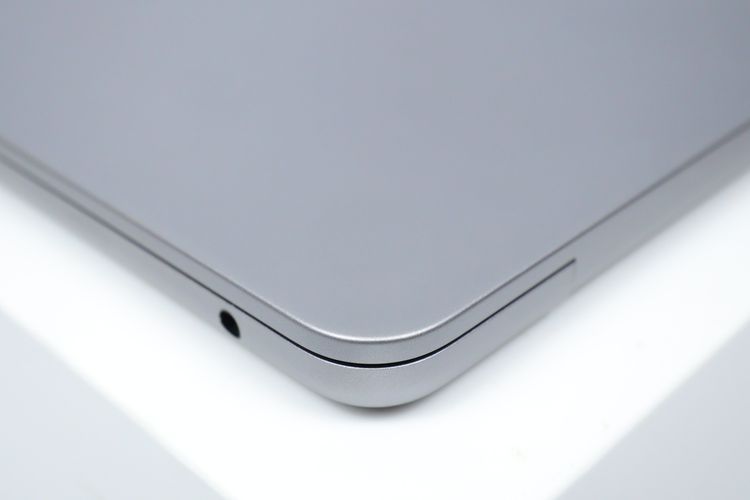MacBook Air M2 13" 8.256GB  รูปที่ 10