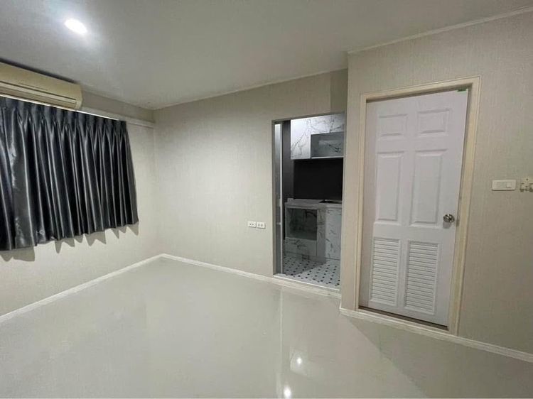 ไม่อนุญาต Lumpini Condo Town Raminthra -Nawamin (ลุมพินี คอนโดทาวน์ รามอินทรา -นวมินทร์) กม.8 รูปที่ 2