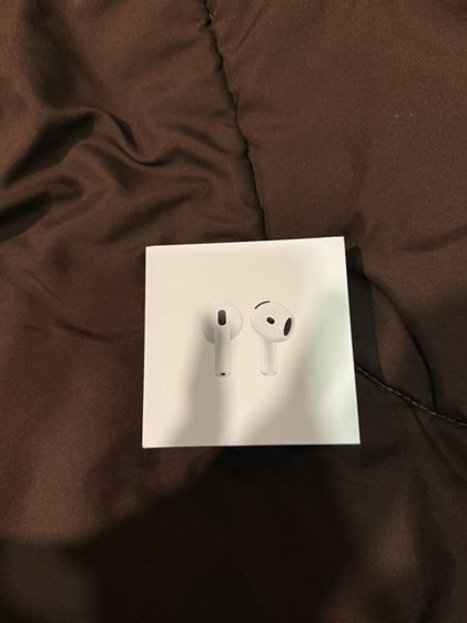 AirPods4 2024