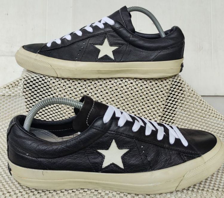 รองเท้า💥Converse One star💥ของแท้‼️หนังสีดำ‼️พื้นเดิม สวยๆ เดิมๆ สภาพดี💥ไซร์ 43 รูปที่ 2