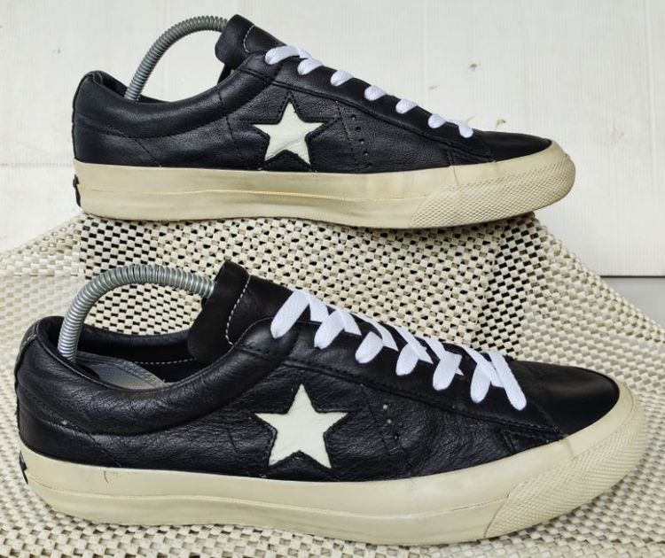 รองเท้า💥Converse One star💥ของแท้‼️หนังสีดำ‼️พื้นเดิม สวยๆ เดิมๆ สภาพดี💥ไซร์ 43 รูปที่ 4