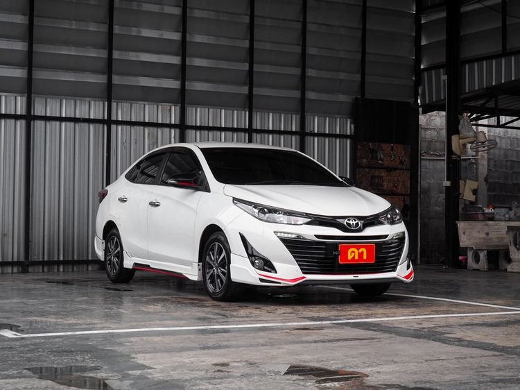 Toyota Yaris ATIV 2019 1.2 S Plus Sedan เบนซิน ไม่ติดแก๊ส เกียร์อัตโนมัติ ขาว รูปที่ 2